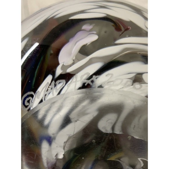 Mad Art Studio Glass Ball Shape Paperweight Signed 2000 - Picture 8 of 8